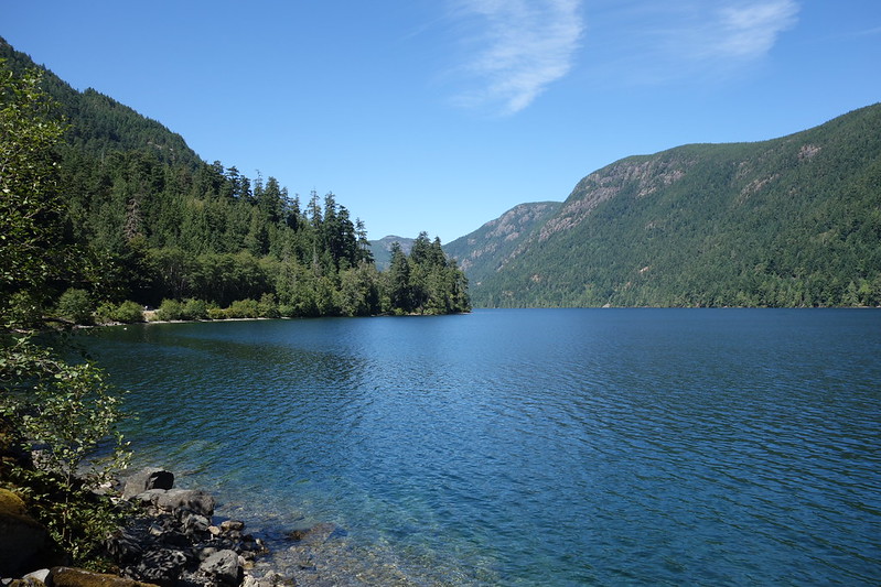 Short lakeside stop at Cameron Lake day-use area in the Alberni Valley along Highway 4